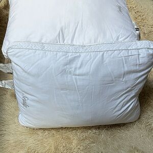 Luxury White Sealy Sterling Down Pillow - Plush Support